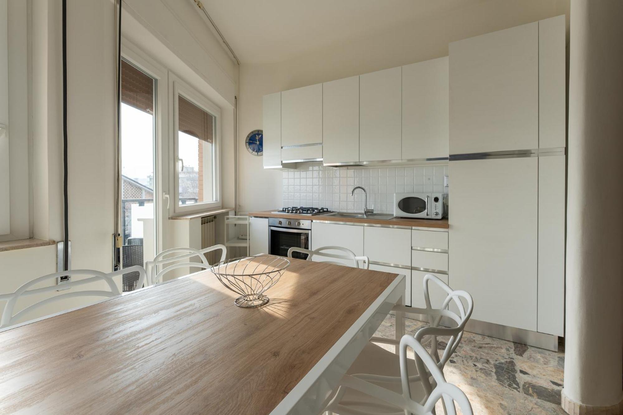 "Casa Incantevole" Fronte Mare Pescara - Appartamento Via Buozzi Buitenkant foto